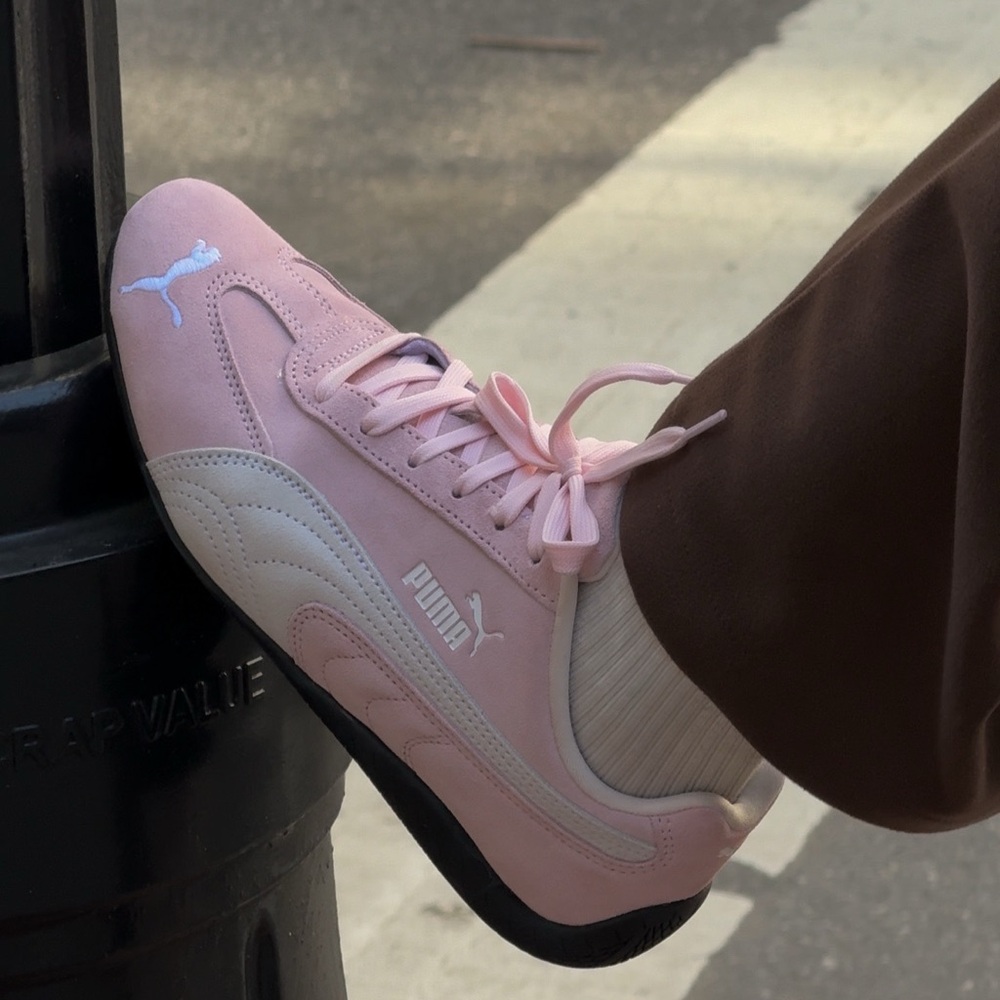 Puma Women's Soft Pink Sneakers